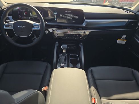 New 2025 Kia Telluride S image 15