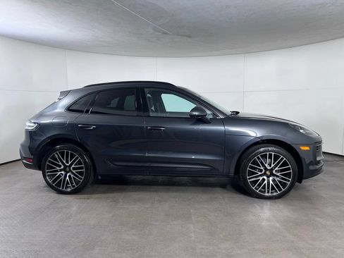 Certified 2026 Porsche Macan AWD/4WD image 8