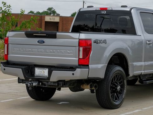 Used 2022 Ford F250 Lariat w/ Black Appearance Package AWD/4WD image 10