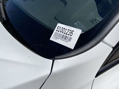 New 2025 Volvo XC60 T8 Plus image 24