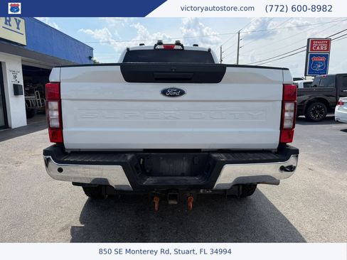 Used 2022 Ford F250 XLT w/ XLT Value Package AWD/4WD image 4
