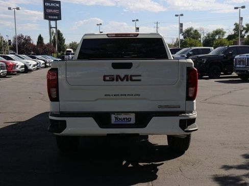 New 2026 GMC Sierra 1500 Elevation image 5