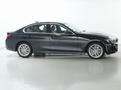 Used 2023 BMW 330i xDrive Sedan w/ Premium Package AWD/4WD image 12