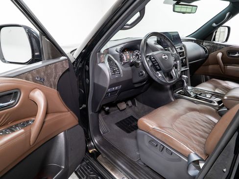 Used 2021 Nissan Armada Platinum image 12