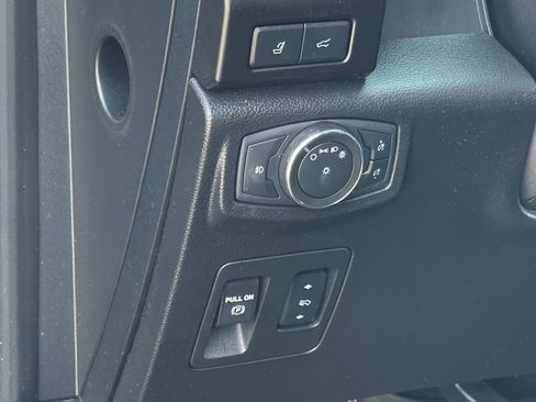 Used 2020 Ford Expedition Limited w/ Equipment Group 302A image 23