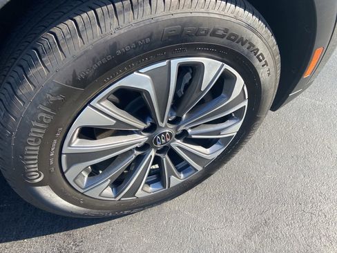 Certified 2024 Buick Envision Preferred image 4