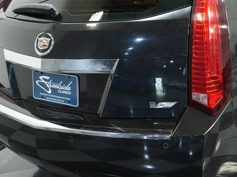 Used 2013 Cadillac CTS V w/ Wood Trim Package image 21