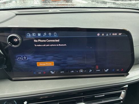 New 2026 Chevrolet Traverse LT w/ LPO, Floor Liner Package image 6