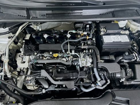 Used 2024 Toyota Corolla LE image 33