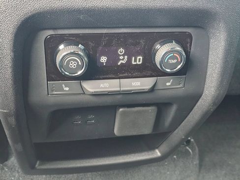 New 2026 Chevrolet Traverse RS AWD/4WD image 19