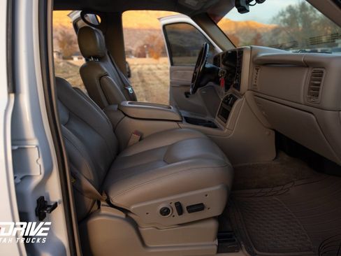 Used 2003 Chevrolet Silverado 2500 LT image 15