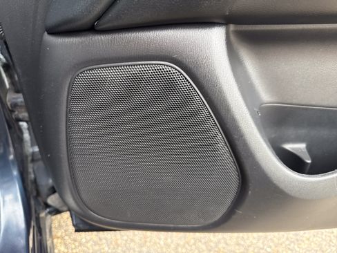 Used 2014 Nissan Pathfinder Platinum FWD image 28