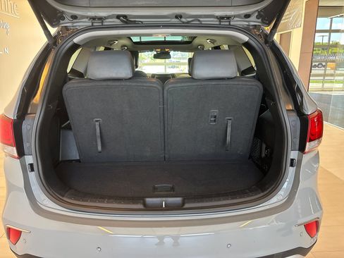 Used 2019 Hyundai Santa Fe XL AWD/4WD image 10
