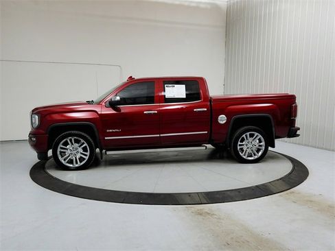 Used 2018 GMC Sierra 1500 Denali w/ Denali Ultimate Package image 4