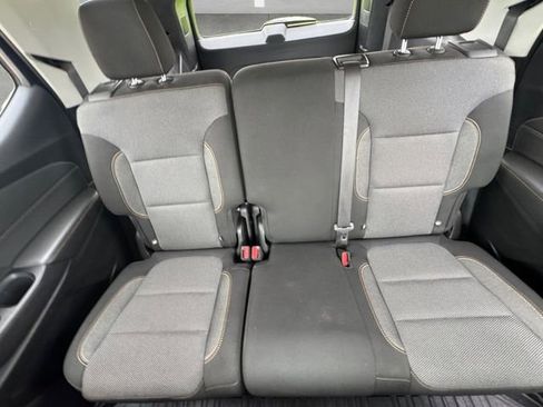 Used 2020 Chevrolet Traverse LT FWD image 22