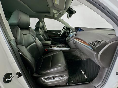 Used 2020 Acura MDX SH-AWD image 32