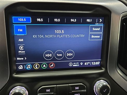 Used 2022 GMC Sierra 1500 SLT image 15