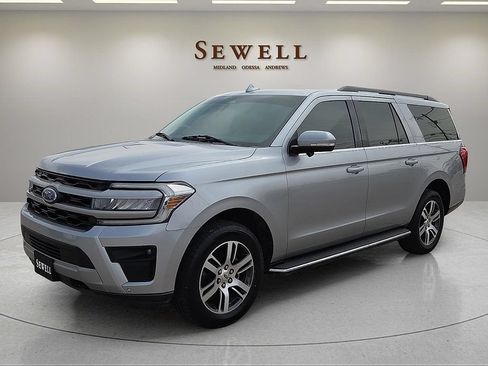 Used 2022 Ford Expedition Max XLT AWD/4WD image 1