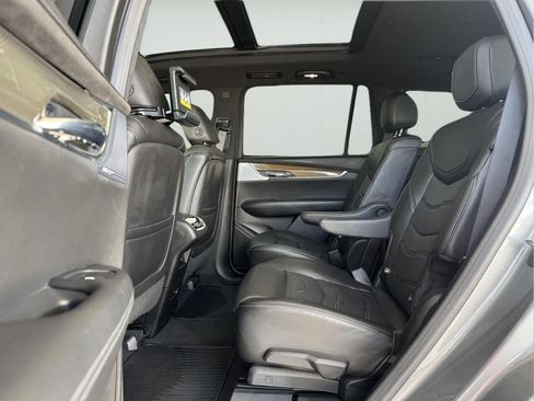 Used 2020 Cadillac XT6 Sport w/ Platinum Package AWD/4WD image 10