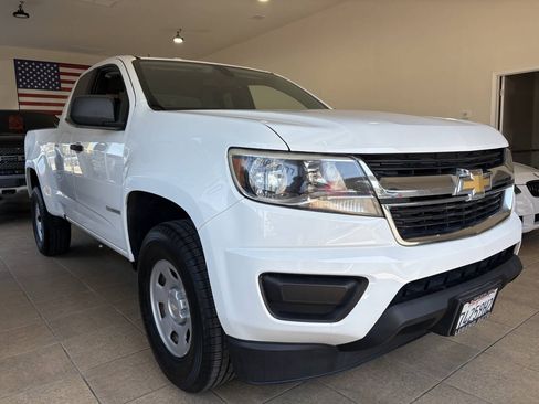 Used 2017 Chevrolet Colorado 2WD Extended Cab image 12