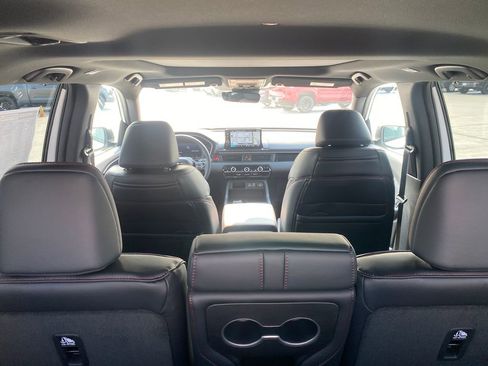 New 2025 Honda Pilot Black Edition image 13