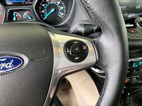 Used 2015 Ford Escape Titanium FWD image 23