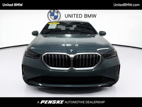 Certified 2026 BMW 530i RWD image 2