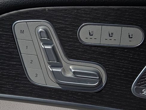 Used 2021 Mercedes-Benz GLE 580 4MATIC image 18
