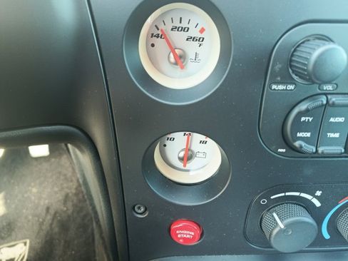 Used 2006 Dodge Viper SRT-10 image 11