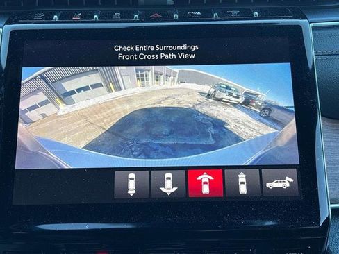 Used 2023 Jeep Grand Cherokee Summit image 20