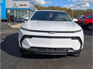 New 2026 Chevrolet Equinox EV LT video 2