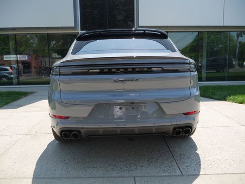 New 2026 Porsche Cayenne S AWD/4WD image 6