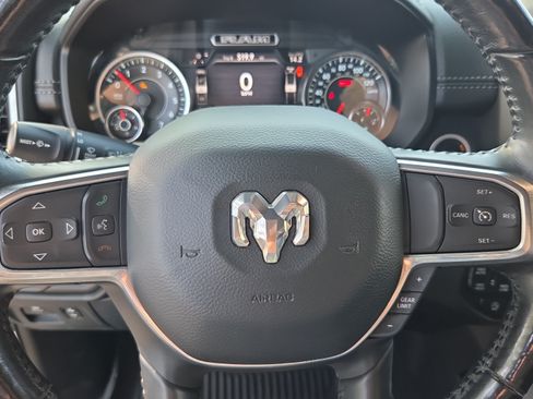 Used 2020 RAM 1500 Laramie AWD/4WD image 22