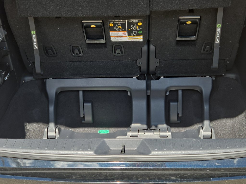 Used 2026 Toyota Sienna XSE FWD image 32