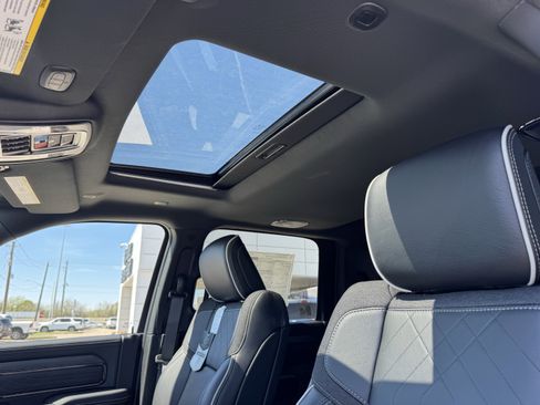 New 2026 RAM 3500 Limited AWD/4WD image 22