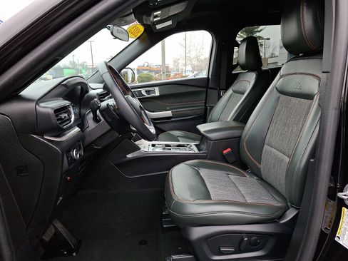 Used 2023 Ford Explorer Timberline image 14