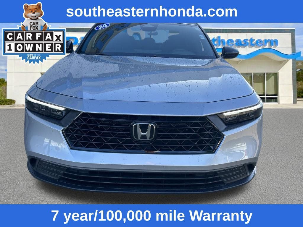 Used 2024 Honda Accord Sport image 2