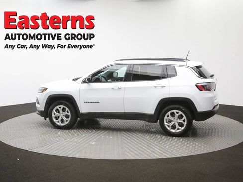 Used 2024 Jeep Compass Latitude AWD/4WD image 56