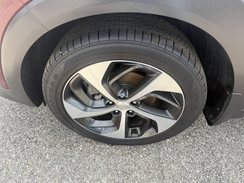 Used 2018 Hyundai Tucson Limited AWD/4WD image 17