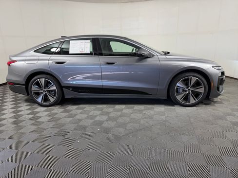 Used 2025 Audi A6 e-tron Premium Plus w/ Premium Plus RWD image 8