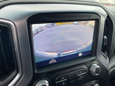 Used 2023 GMC Sierra 2500 SLE image 19