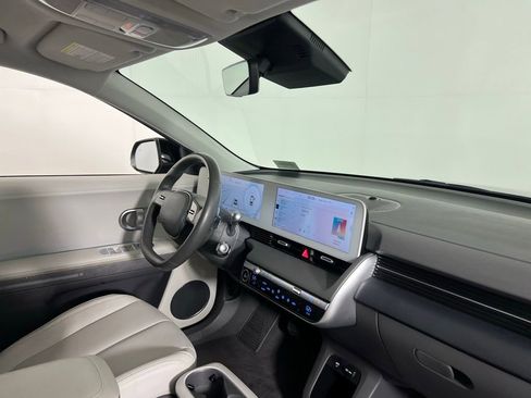 Used 2023 Hyundai Ioniq 5 SEL image 32