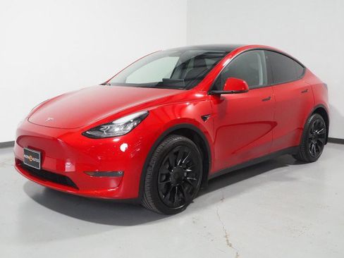 Used 2023 Tesla Model Y Long Range AWD/4WD image 11
