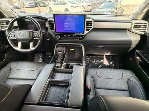 Used 2024 Toyota Tundra Limited AWD/4WD image 15