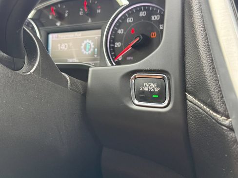 Used 2019 GMC Acadia SLE AWD/4WD image 18