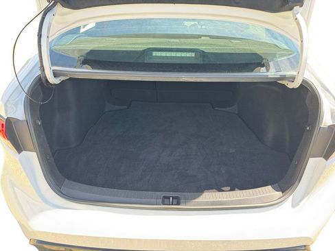 Certified 2024 Toyota Corolla SE FWD image 19