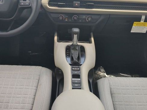 New 2027 Honda HR-V LX image 17