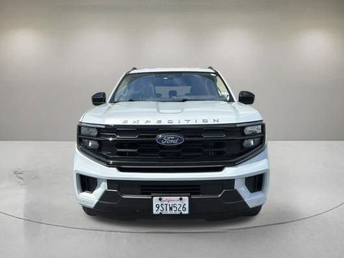 Certified 2025 Ford Expedition Active RWD image 2
