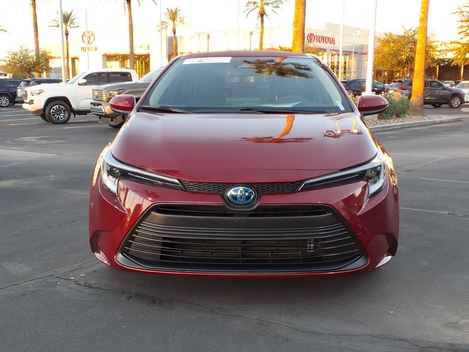 Certified 2025 Toyota Corolla LE FWD image 2