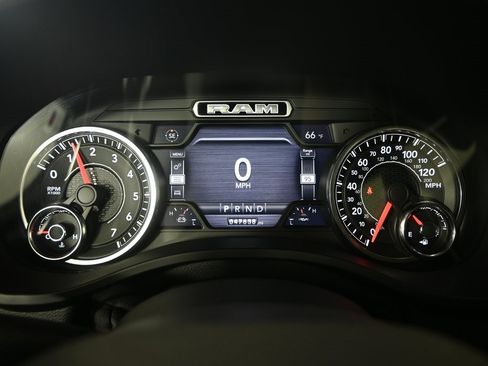 Used 2019 RAM 1500 Laramie image 25